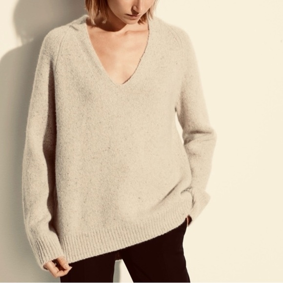 Vince Sweaters - VINCE Panel Back Cashmere V-Neck Sweater - Buttermilk - Sz XS